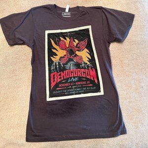 Zuni Sportwear Netflix Stranger Things Demogorgon Live T-Shirt, Sz Small